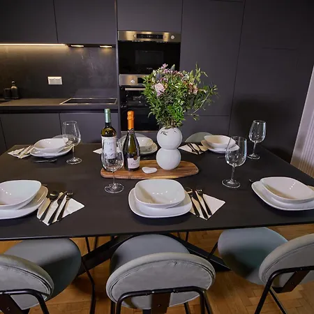 A19 Brand New Lux 3bd Koukaki Apartment