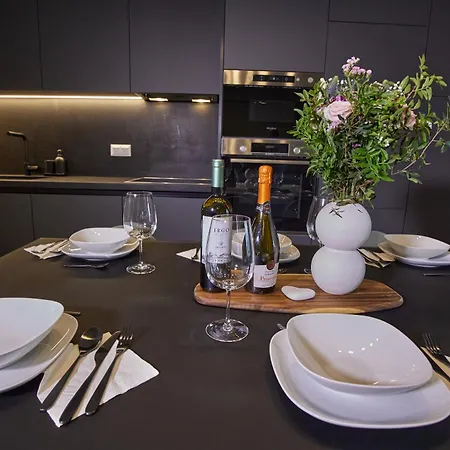 A19 Brand New Lux 3bd Koukaki *
