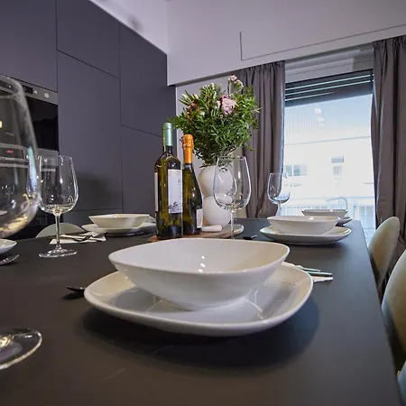 A19 Brand New Lux 3bd Koukaki Apartment Athens