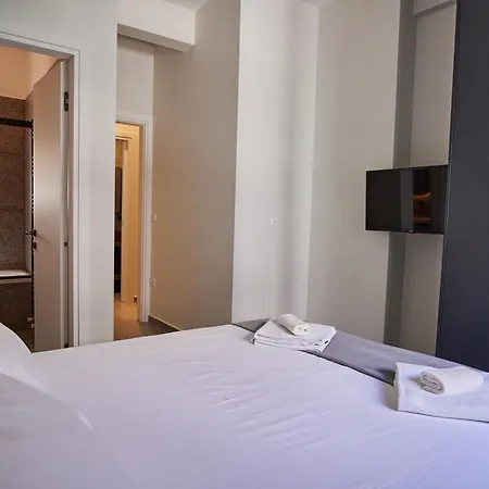 A19 Brand New Lux 3bd Koukaki Apartment *