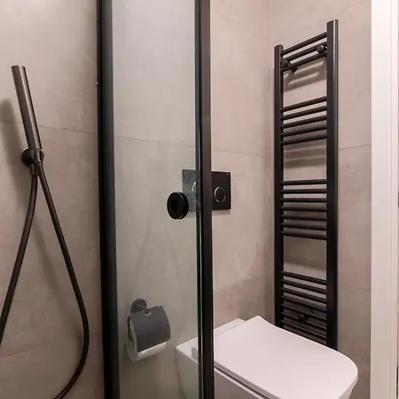 A19 Brand New Lux 3bd Koukaki Apartment *